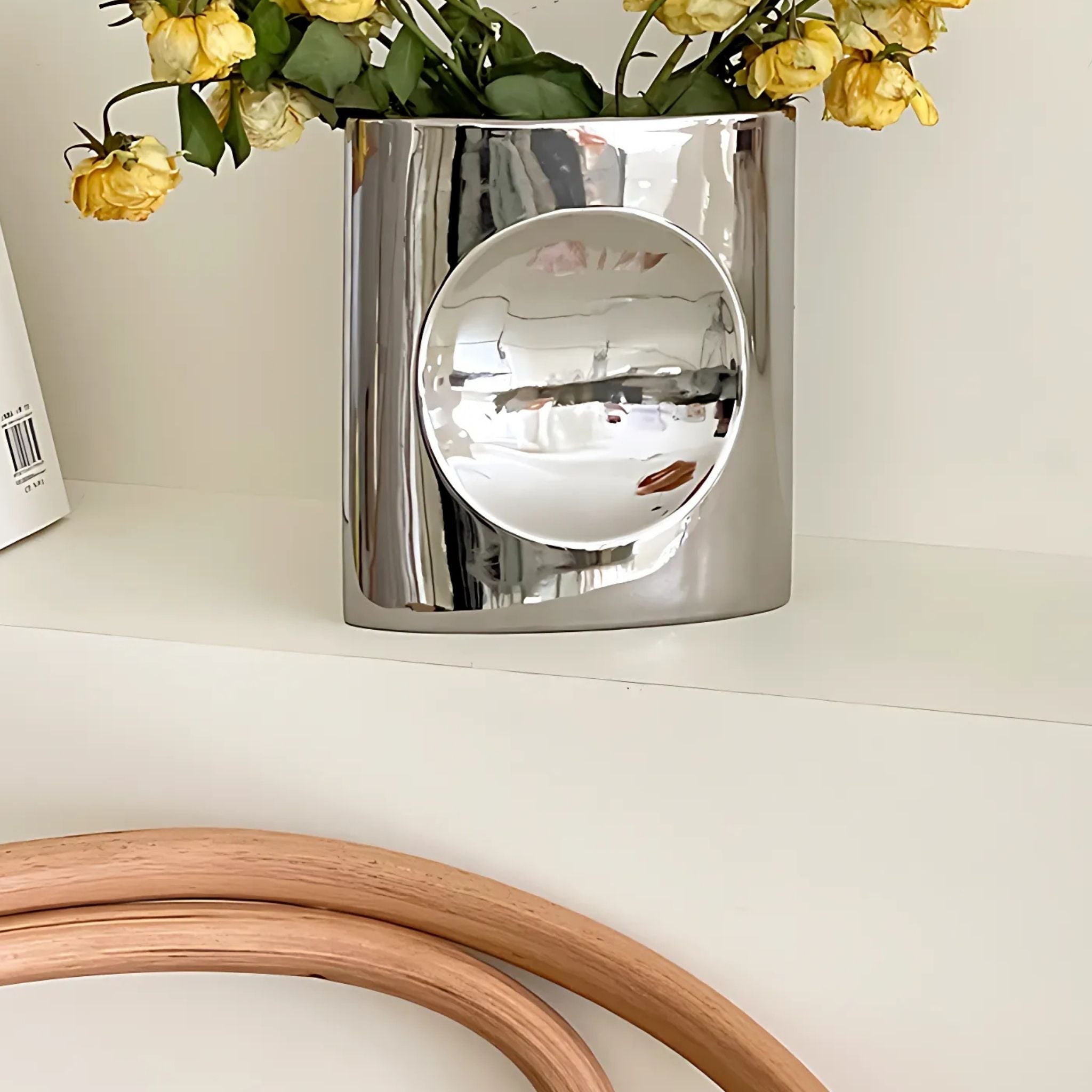 Jana Vase - CHROME