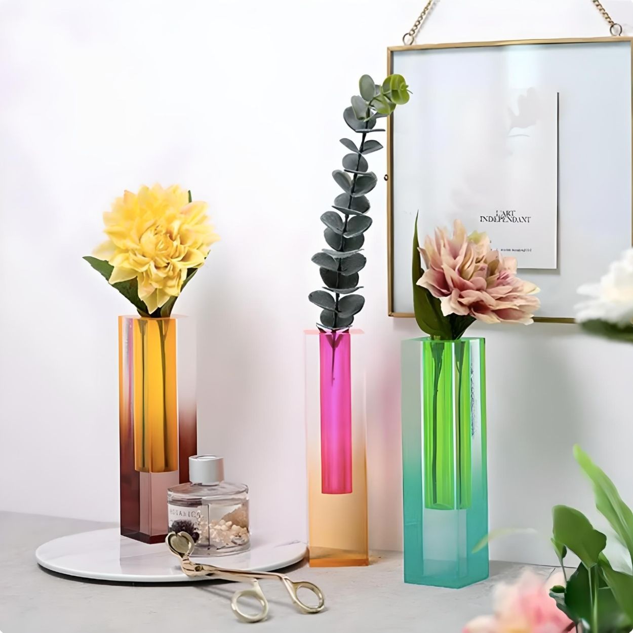 colourful home decor cute acrylic decorative flower vases.