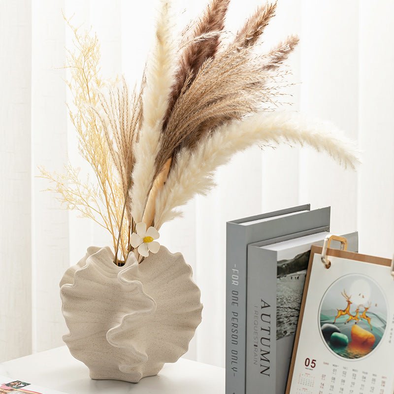 Coral Vase - 0 - decor - livingroom - beekindled