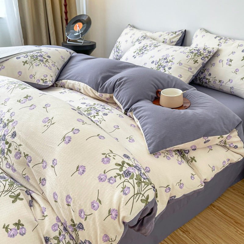 Purple blooms flower bedding set.