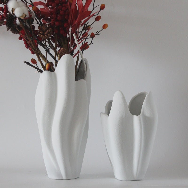 Glacier Vase - Vase - decor - livingroom - beekindled