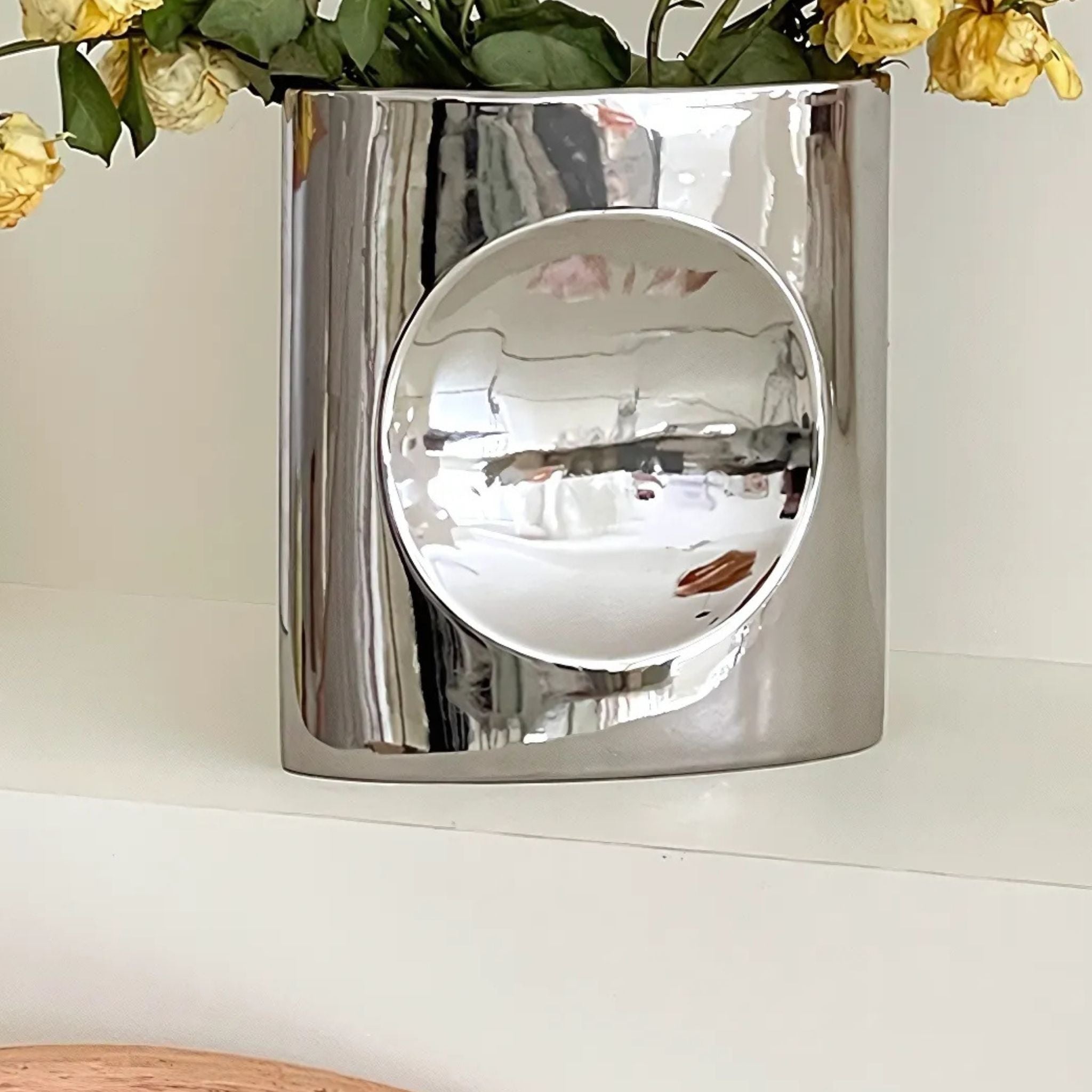 Jana Vase - CHROME