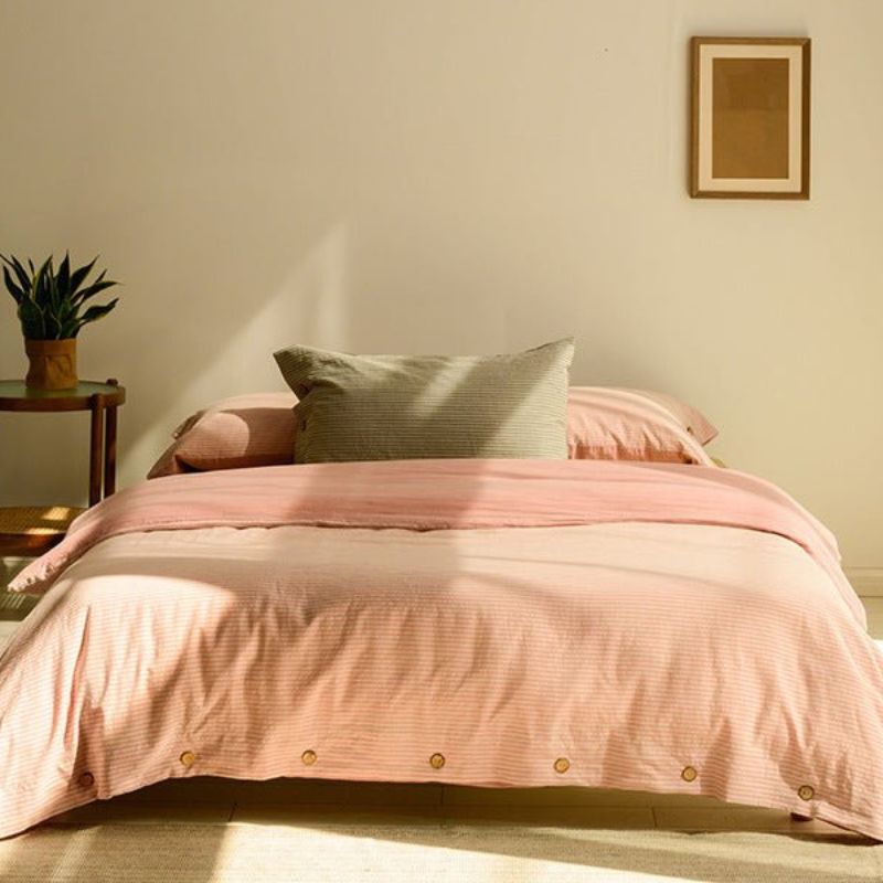 Nordic design minimalist pink crisp bedding set.