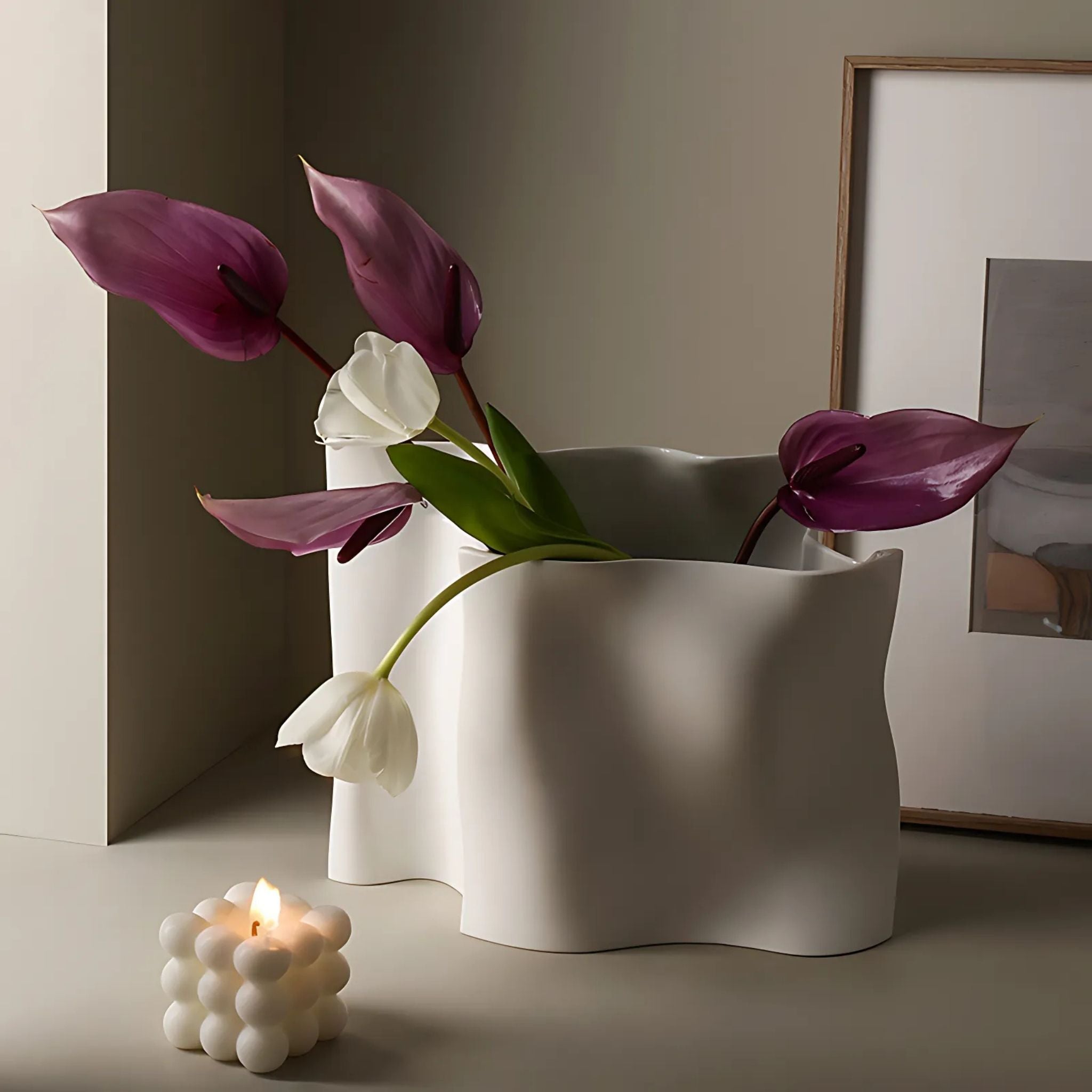 Sandra Vase
