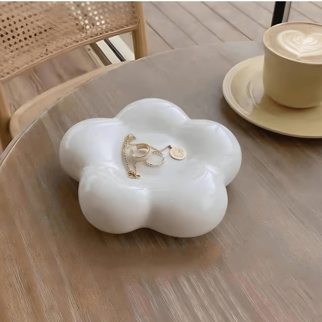 White puffy flower plate