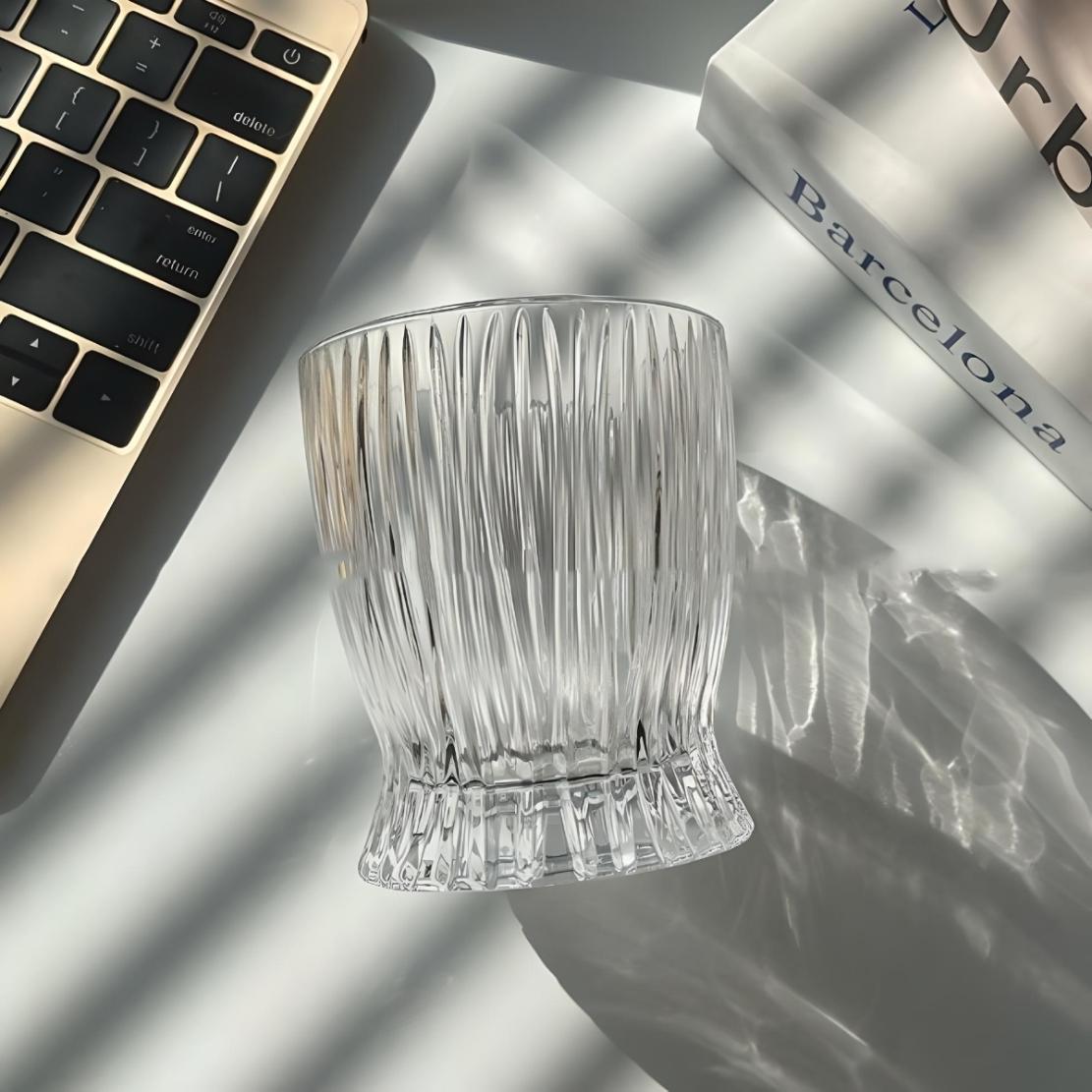 Elegant line glass drinkware