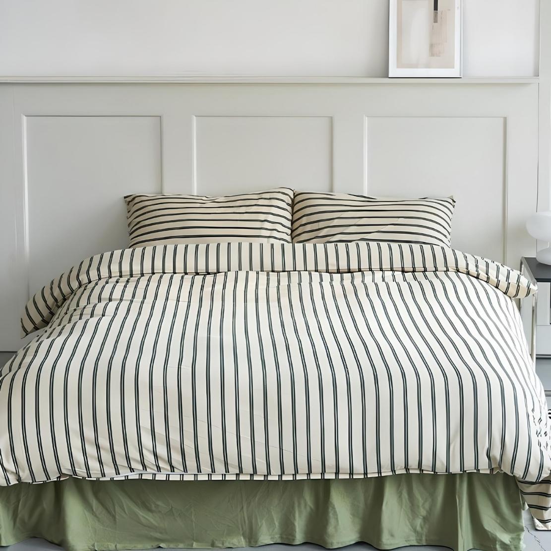Green & white minimalist stripe bedding set
