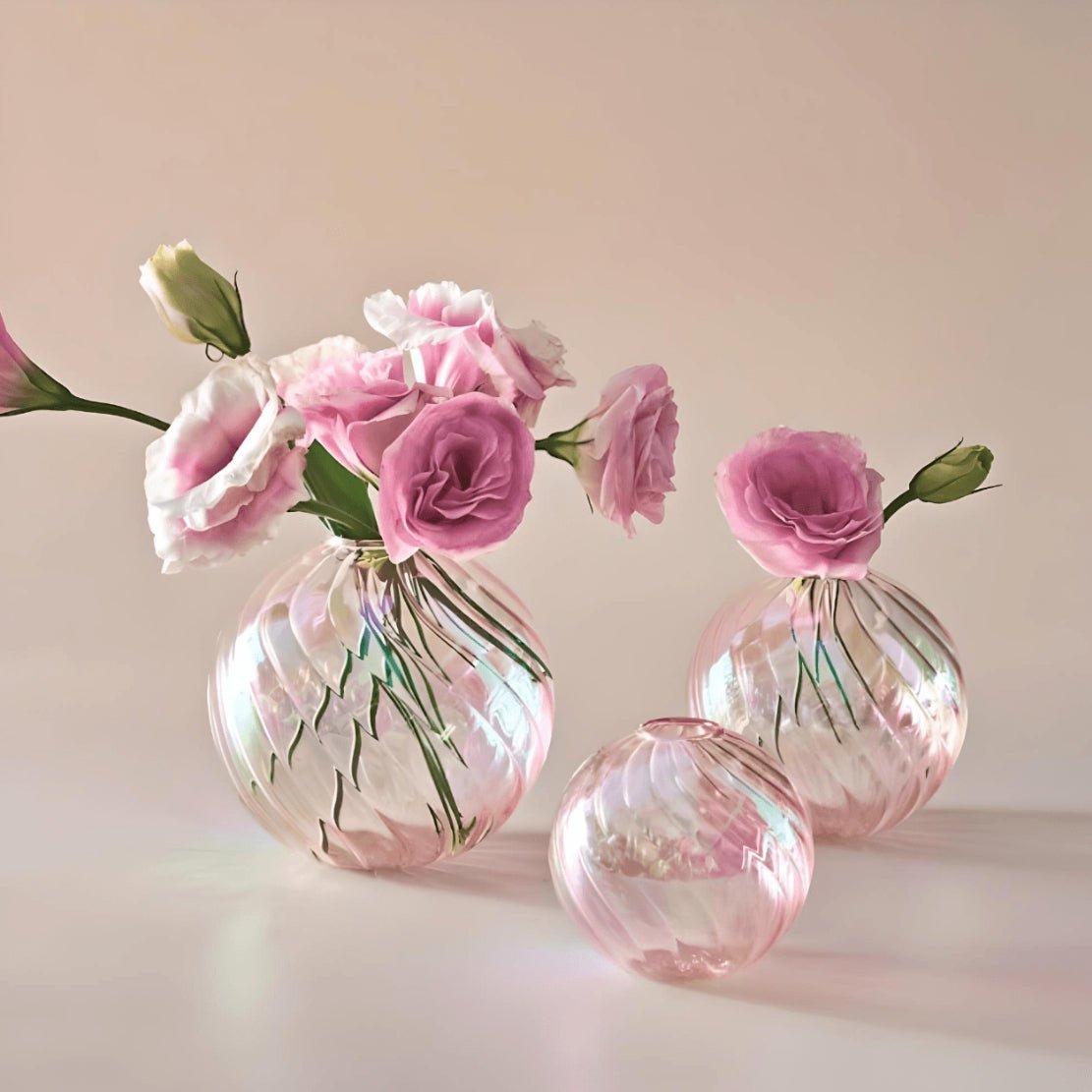 Pink, shiny, elegant ball glass flower vases