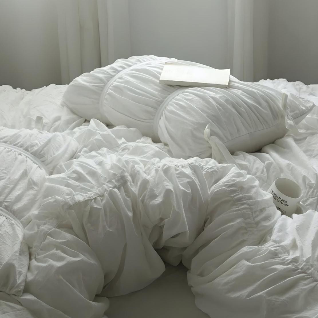 White elegant dreamy bedding set